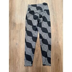 Aerie Chill.‎ Play. Move Leggings Black and Gray Patterned Activewear
